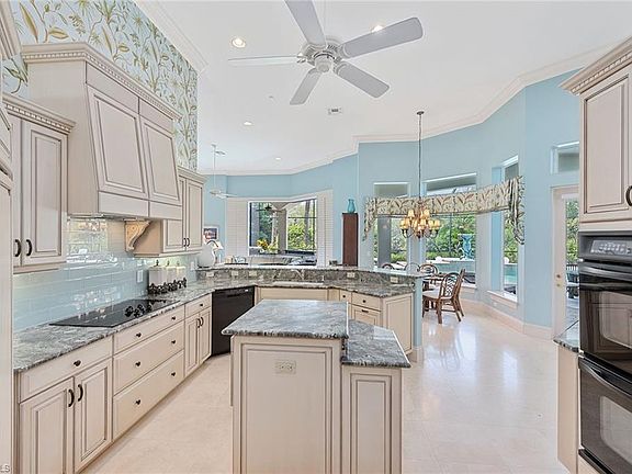 4th image of 8691 Purslane Dr