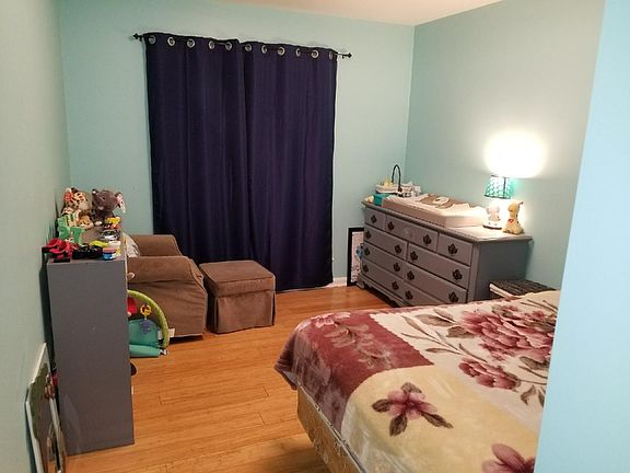 2nd image of 21845 Baldwin Sq 100 #100