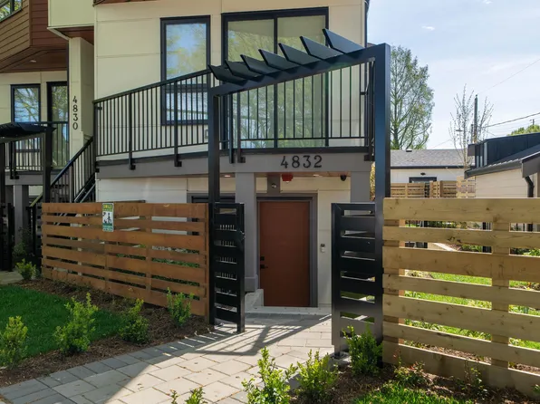 4832 Duchess St, Vancouver, BC V5R 3L2