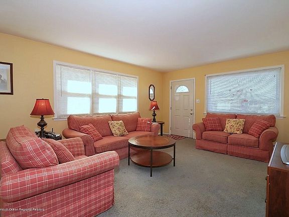5th image of 15 Seville Pl