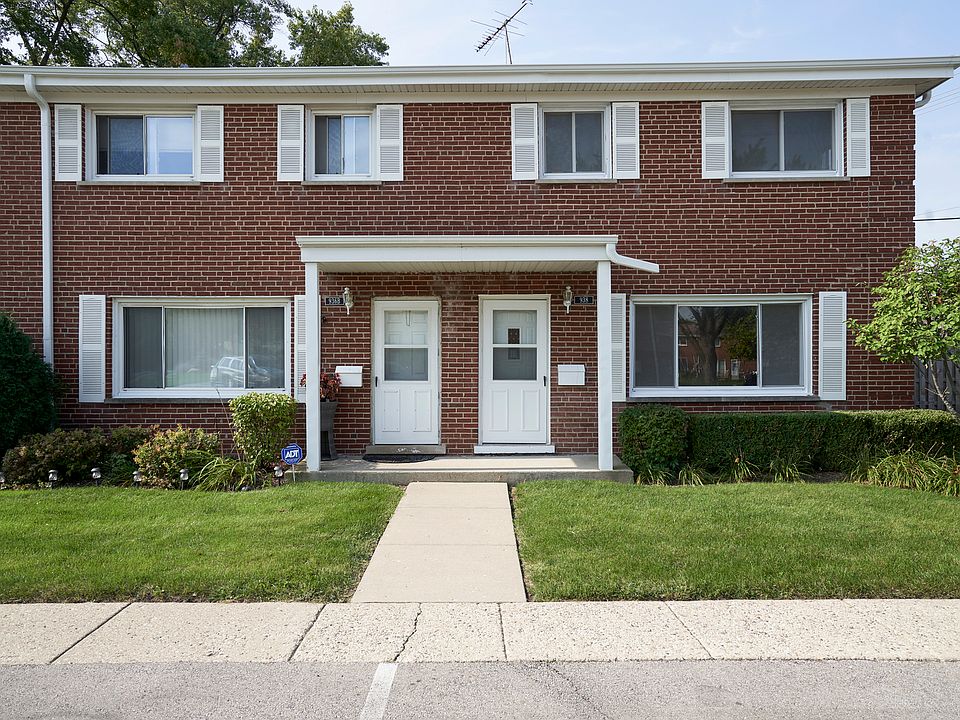 1st image of 938 N Boxwood Dr