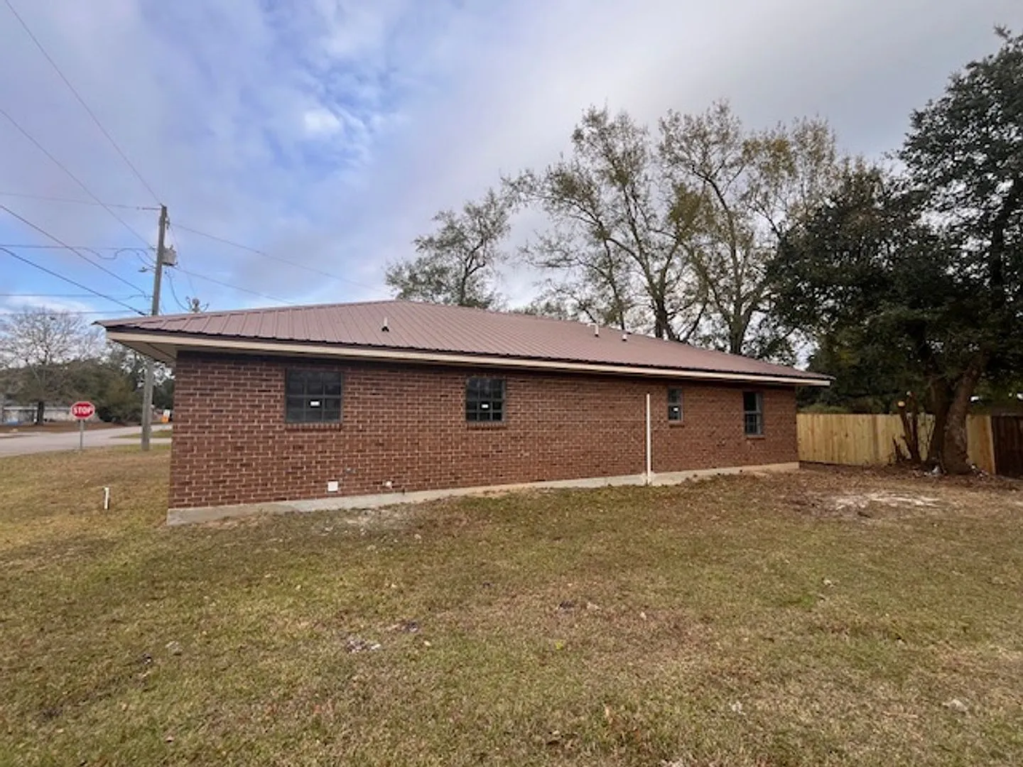 Waveland 3 Bedroom — Photo 2