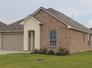 100 Pastoral View Dr, Rayne, LA 70578