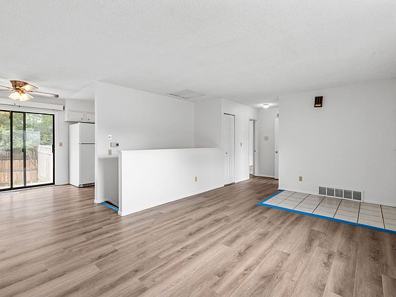4th image of 7682 Vallhalla Dr