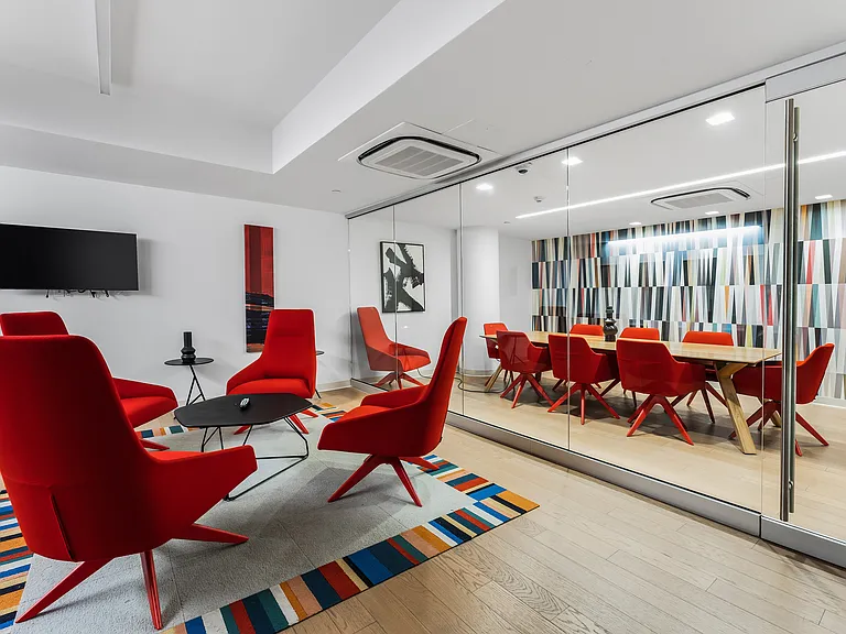 Work in style in our contemporary coworking spaces designed to inspire productivity
