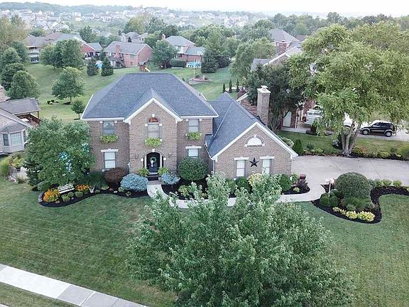 4th image of 111 Carriage Park Dr
