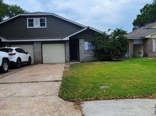 23223 Tree House Ln, Spring, TX 77373