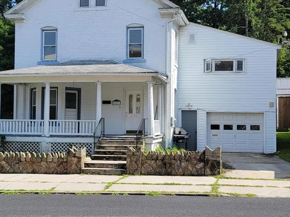 227 Powell Ave, Cresson, PA 16630