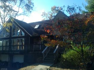 11 Lower Landsdown Rd, Annandale, NJ 08801