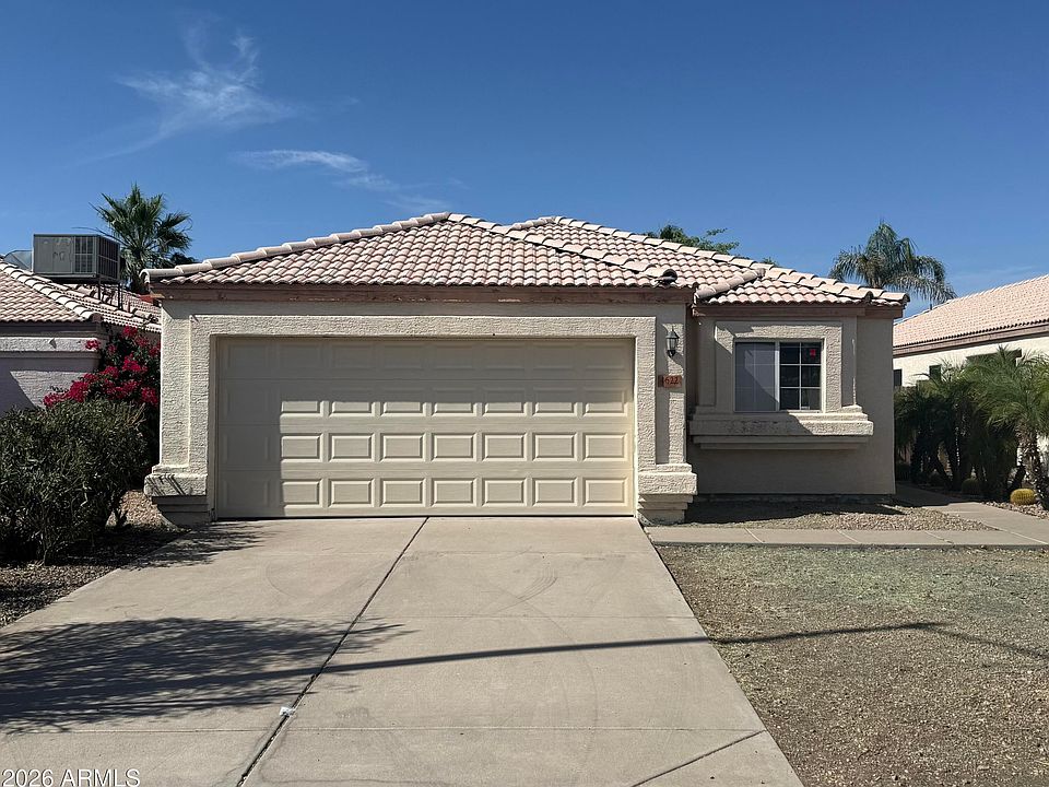 1st image of 4622 E GROVERS Avenue
