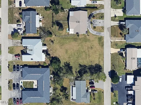 3624 SE 10th Ave, Cape Coral, FL 33904