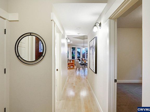 3rd image of 1702 Schoolhouse Ct NW