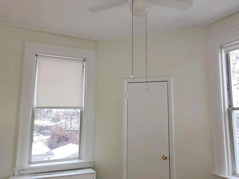 164 Cromwell Ave #2 — Photo 16