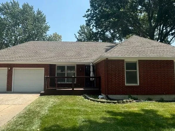 609 NE Independence Ave, Lees Summit, MO 64063