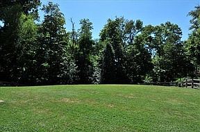 1st image of 6821 Hillock Ct