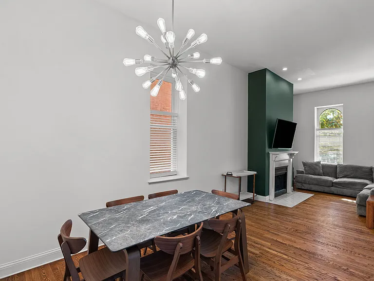 1422 Dolman St — Photo 11