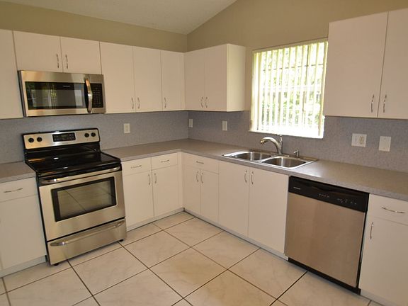 5th image of 20710 NW 5th St