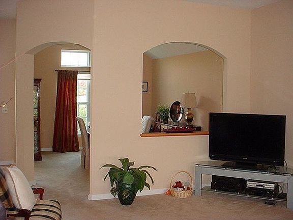 2nd image of 26 Mayfield Dr