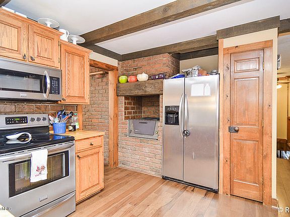 5th image of 6790 Woodbrook Dr SE