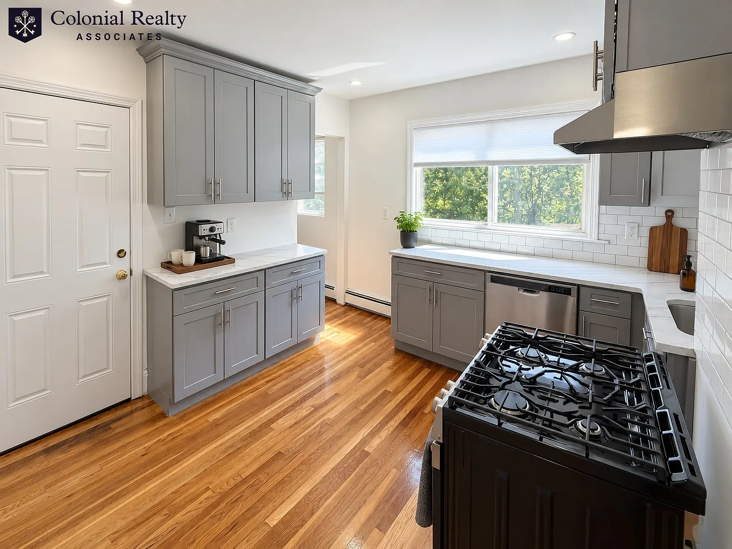 2 bed, 1.0 bath, 956 sqft, $3,200 — Photo 1