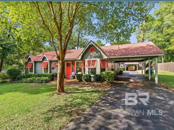 4 Azalea Ct, Fairhope, AL 36532