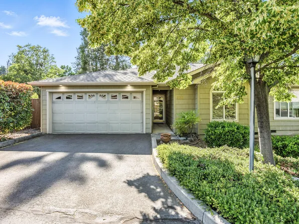 2130 Birchwood Ln, Ashland, OR 97520