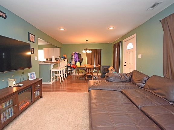 5th image of 1758 Lindale Nicholsville Rd