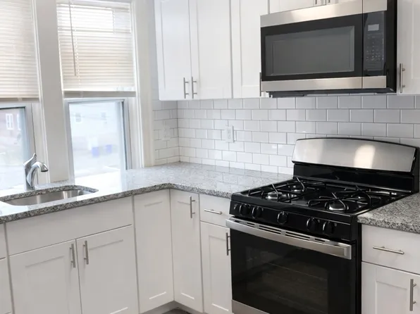 299 State St Unit 3, Bristol, RI 02809