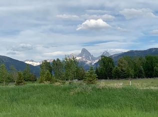 2632 Goldshire Dr, Driggs, ID 83422