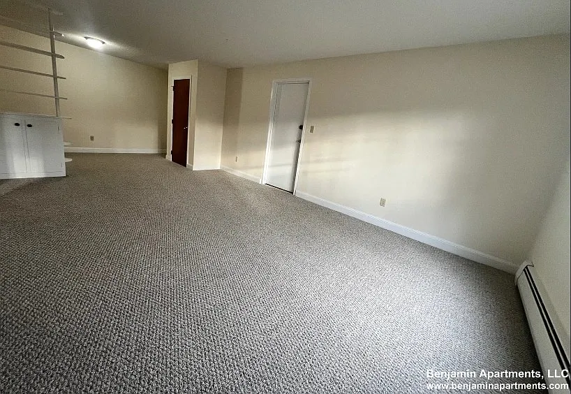 1 bed, 999 sqft, $2,100 — Photo 2