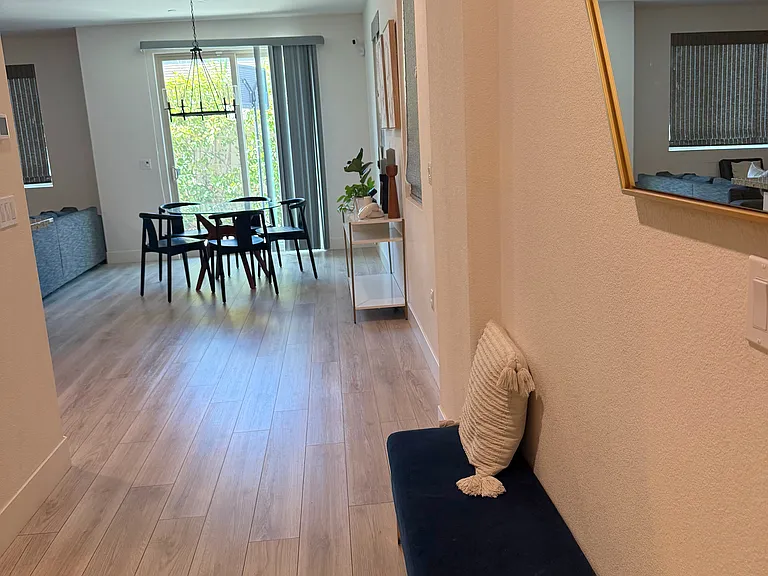 8877 Solo Way — Photo 2