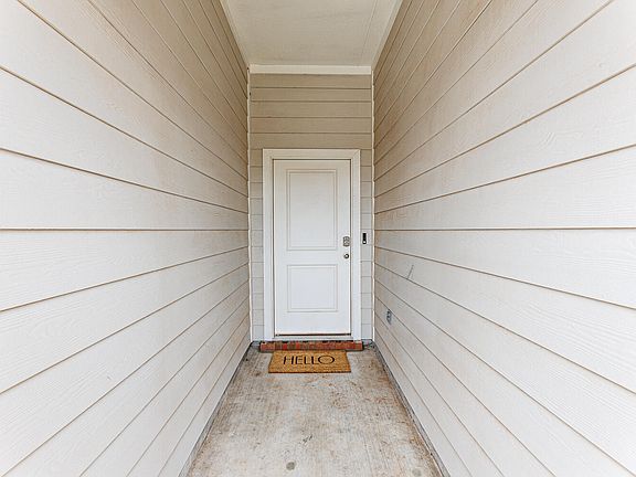 2nd image of 2305 150th St