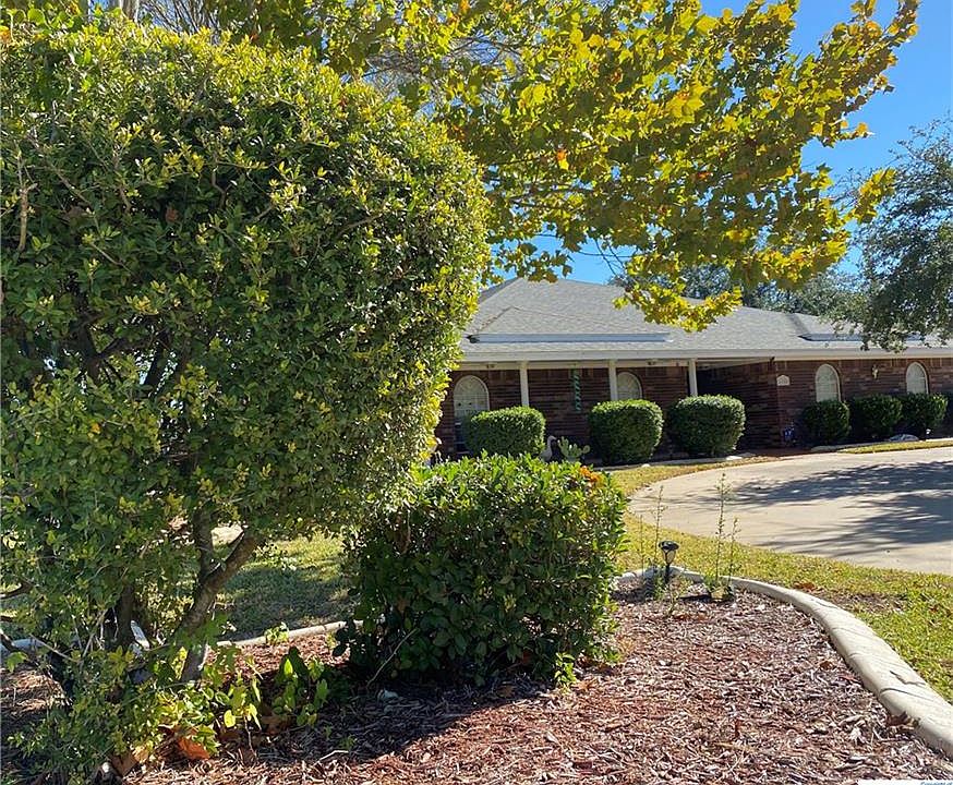 1st image of 6208 Chimney Rock Ln
