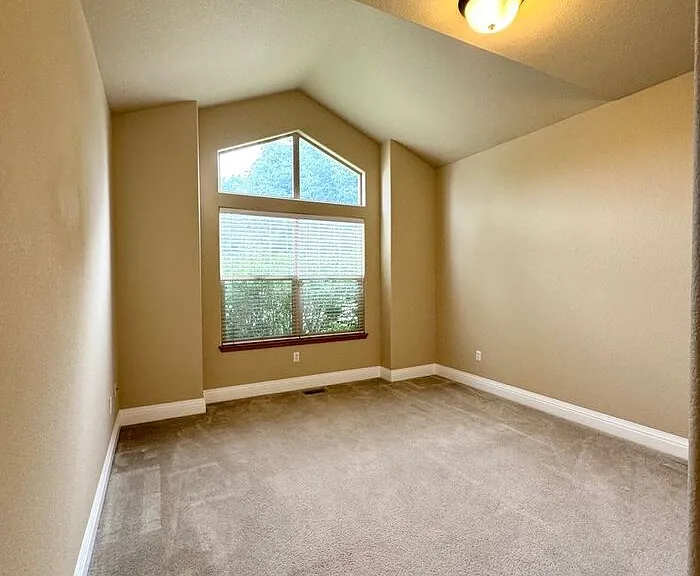 4960 Hornbeam Ct — Photo 16