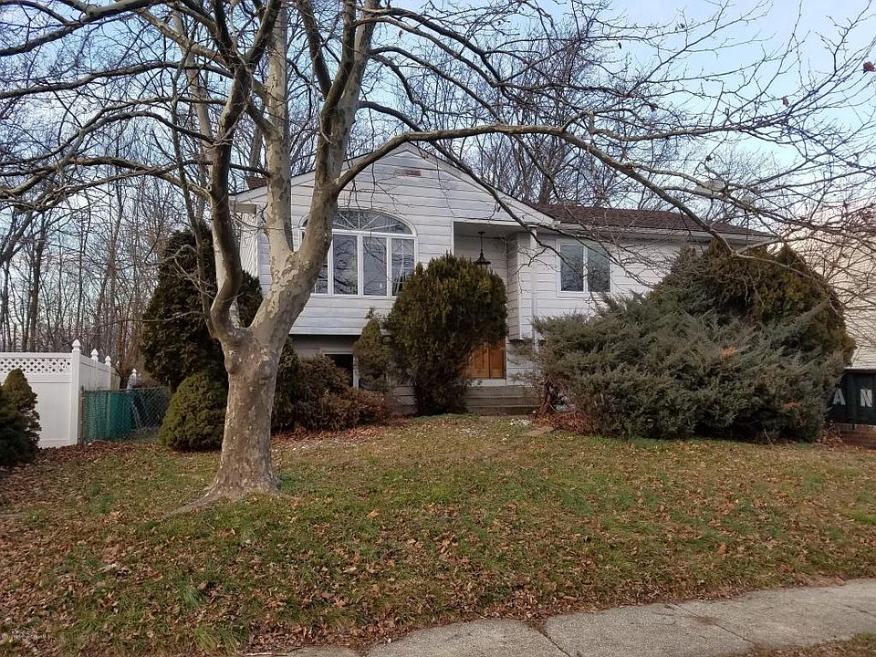 2nd image of 41 Virginia Ave