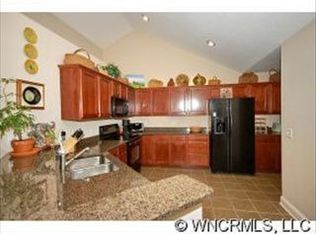 86 Mountain Meadow Cir, Weaverville, NC 28787