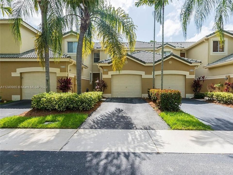 1st image of 2108 Bahia Ln