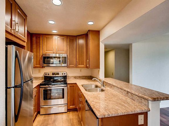 2nd image of 4545 Arizona St APT 303