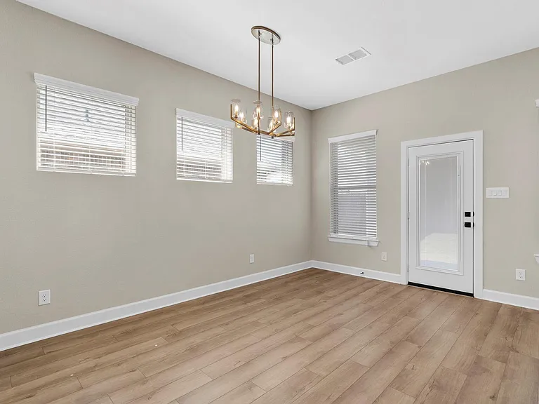 18303 Bluebird Branch Ln — Photo 12