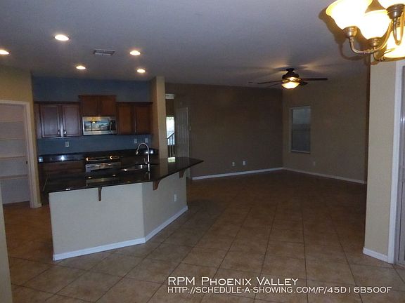 5th image of 28220 N 25th Dl