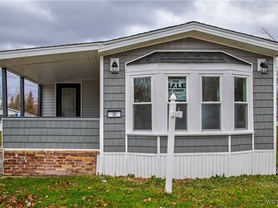 50 S Roxbury Dr, Hamburg, NY, 14075