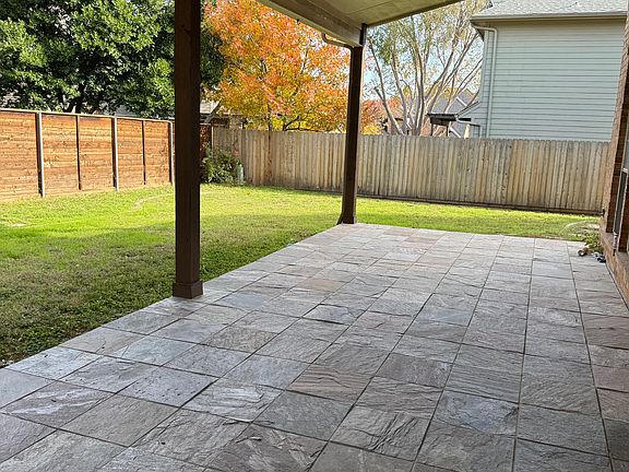 2nd image of 2092 Idlewood Dr