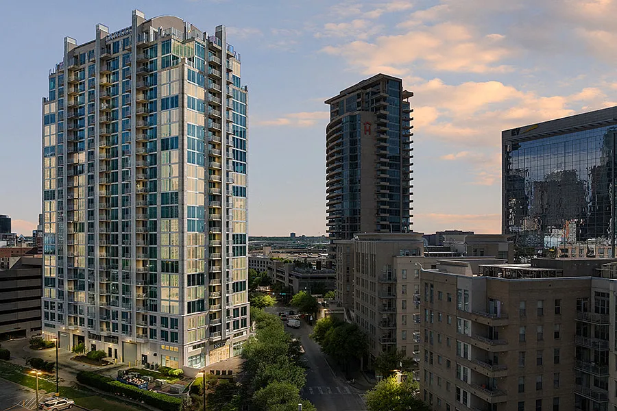 SkyHouse Dallas Apartments — Photo 2