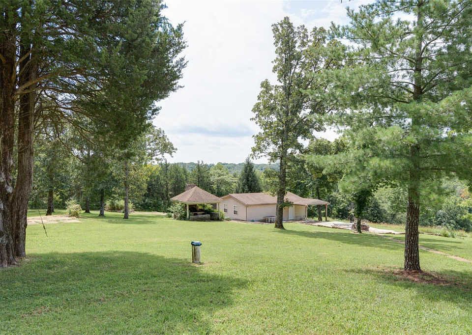 1st image of 314 N Lake Dr