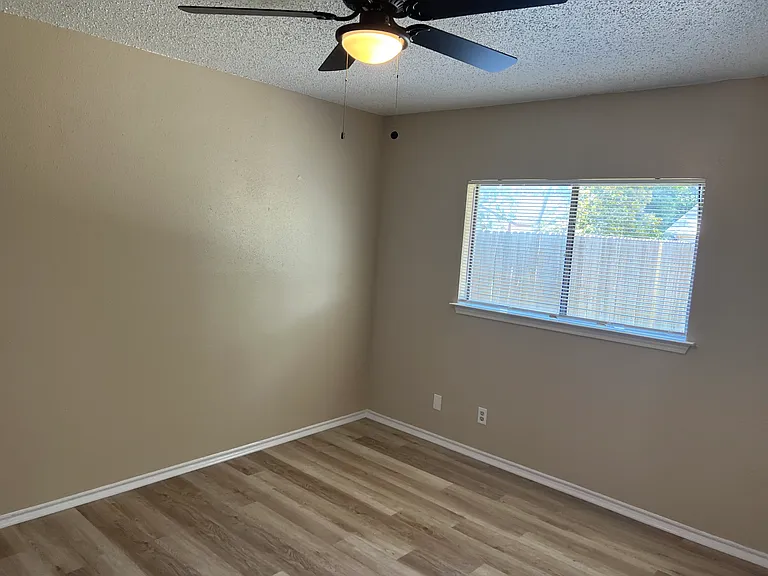9446 Valley Rdg — Photo 9