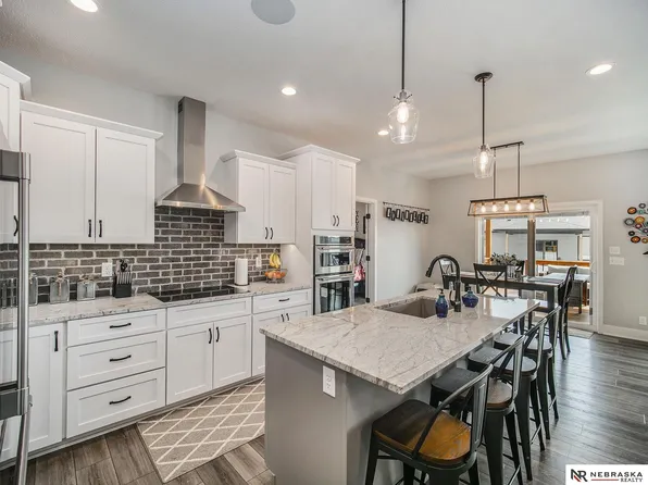 9502 Autumn Meadow Ln, Lincoln, NE 68516