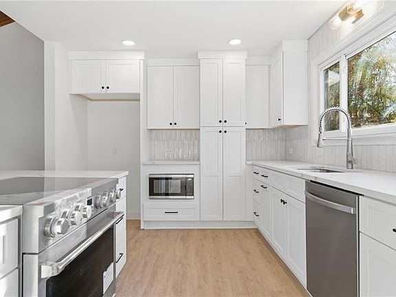 5th image of 3447 Dry Creek Rd