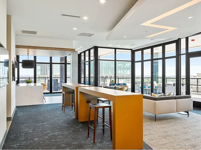 The District Flats — Photo 25