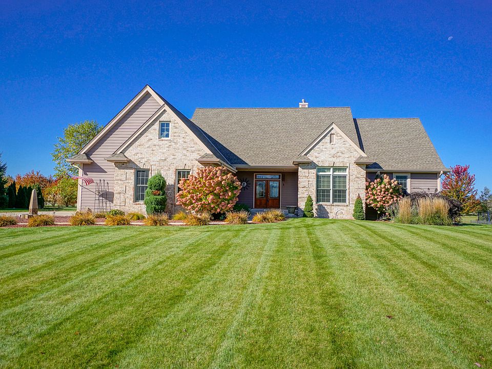 1st image of W356N6693 E Stonewood Dr