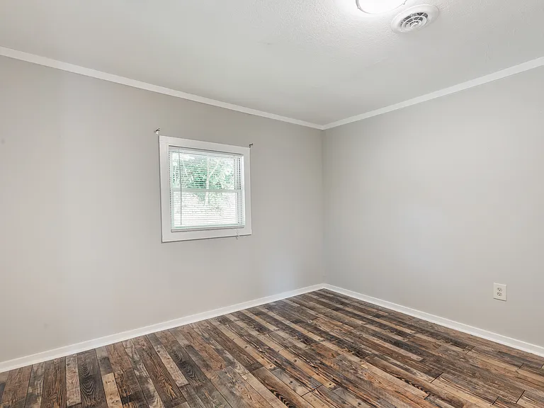 4516 Sevierville Pike — Photo 15